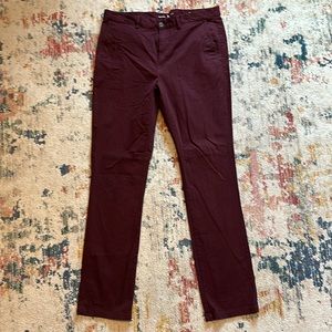 Straight Ultimate Built-In Flex Chino